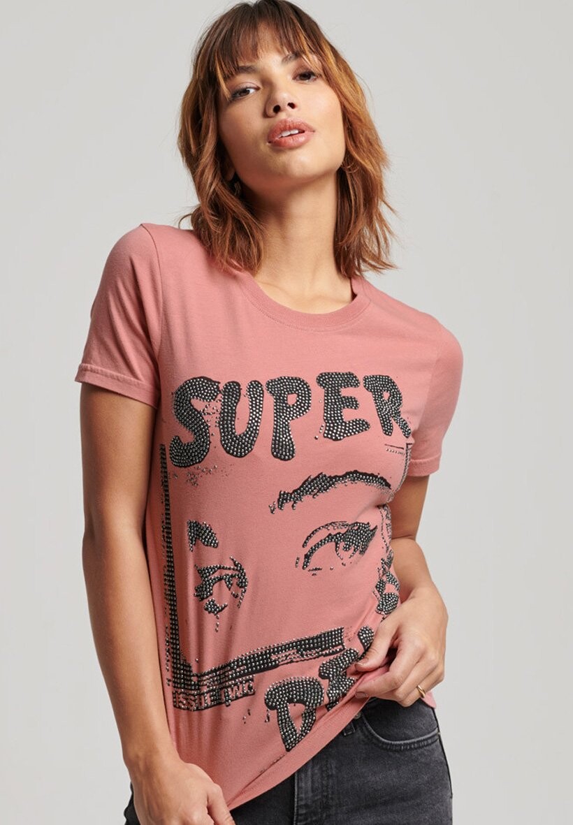 

Футболка с принтом LO FI POSTER Superdry, цвет dusty rose