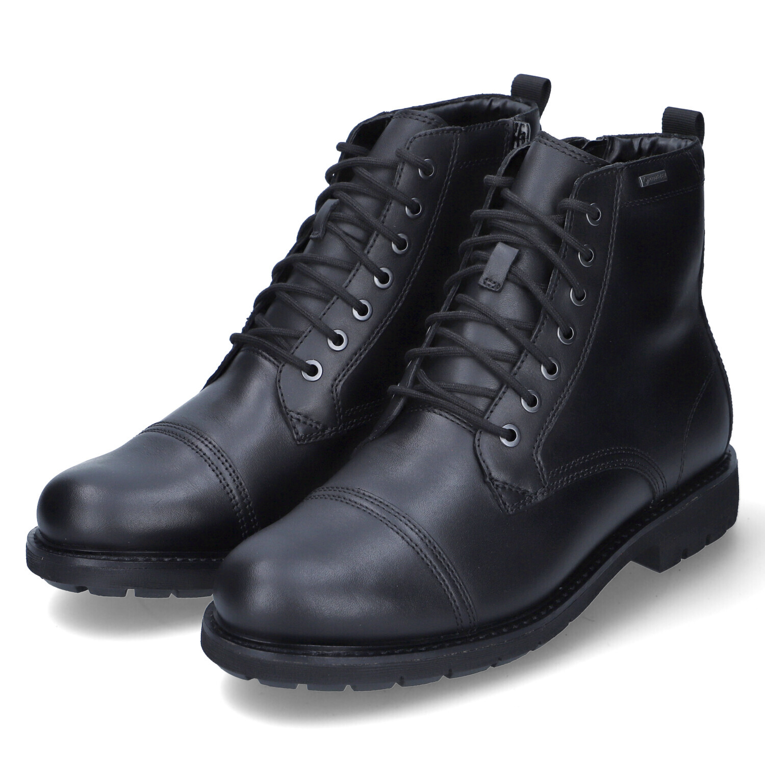 

Сапоги Clarks Winteretten BATCOMBE CAP GTX, черный