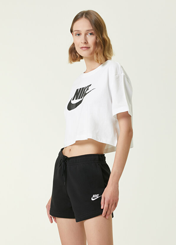 Белая футболка nsw essential Nike межсезонная куртка nike nsw essential белый