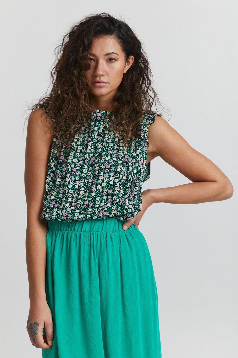 

Топ ICHI Shirtbluse, зеленый