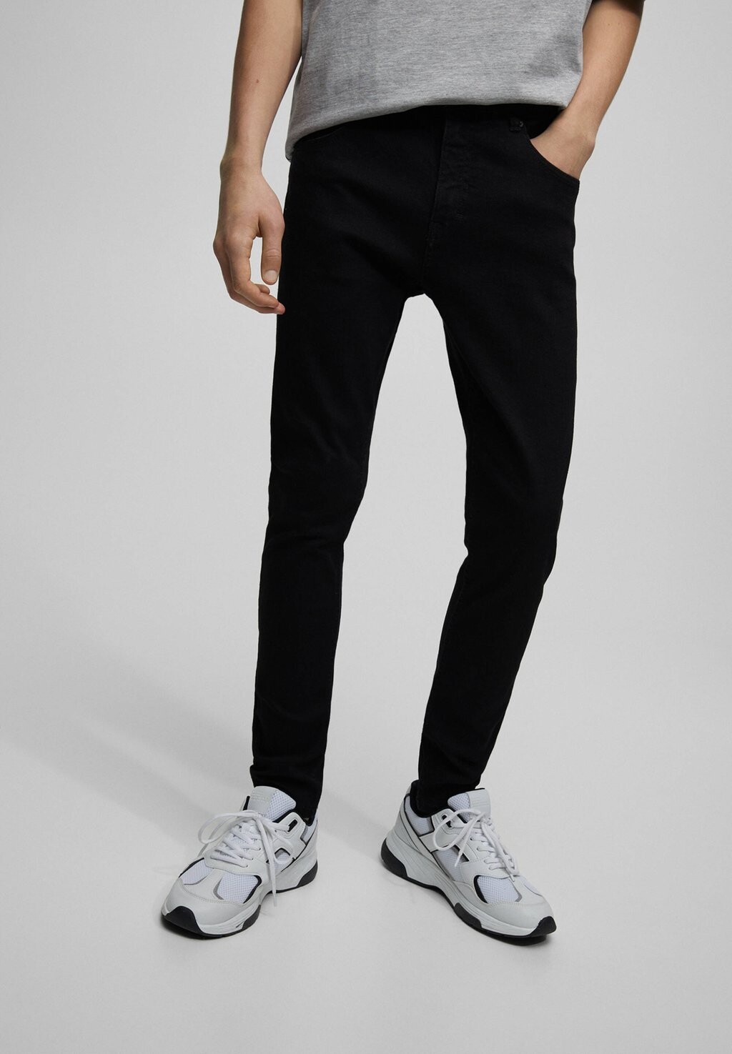 

Джинсы скинни PULL&BEAR