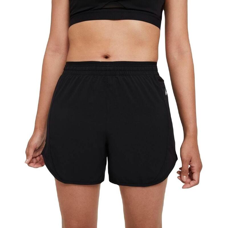 Шорты-бермуды Nike Tempo Luxe, черные, женские цена и фото