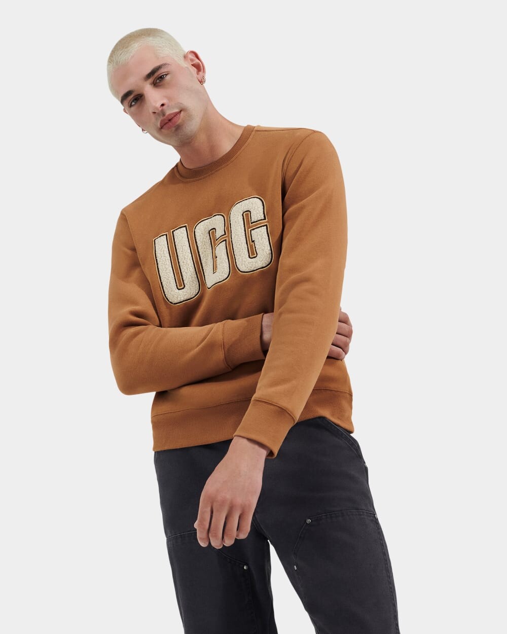 

Толстовка Becker UGGfluff Logo Crewneck UGG, коричневый