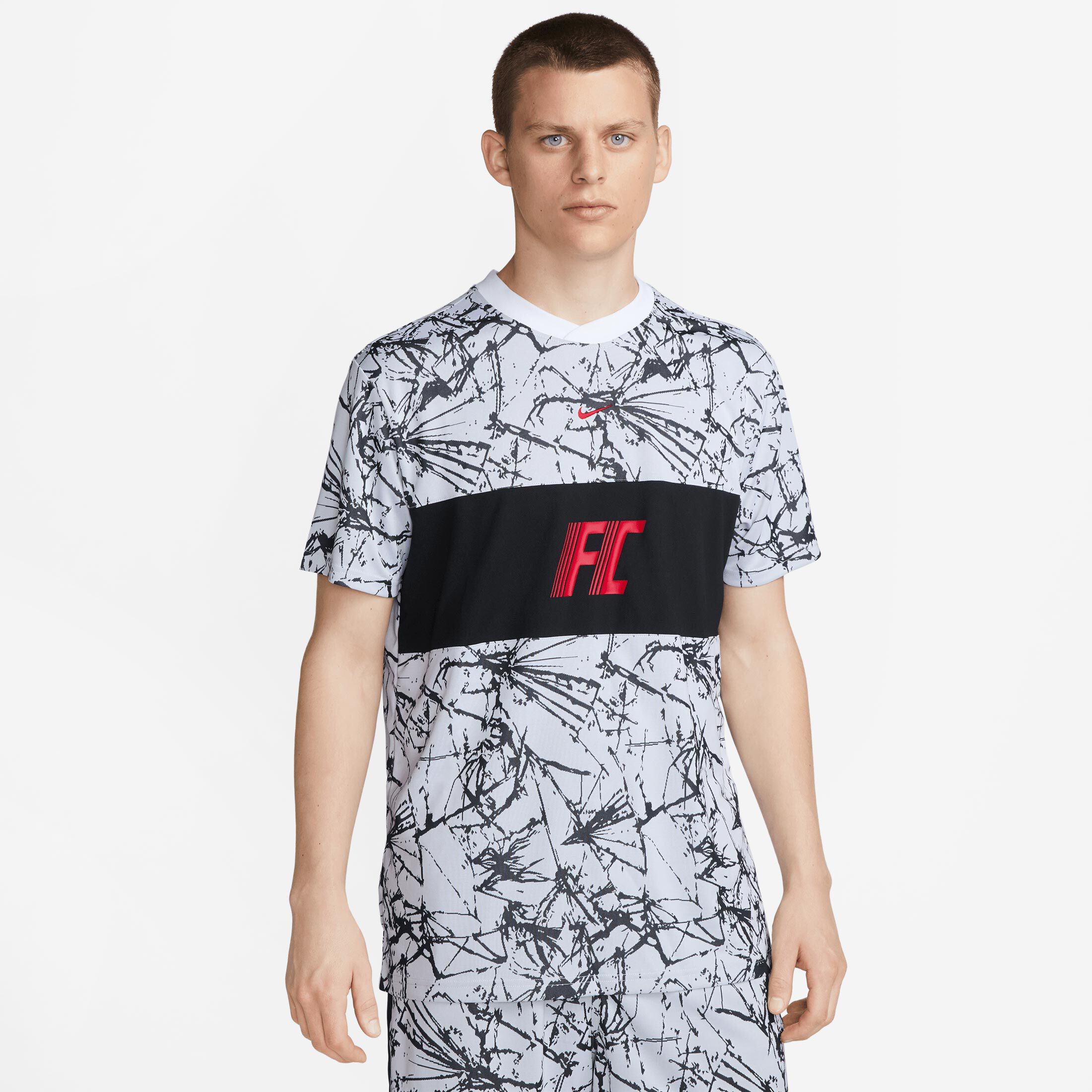 

Рубашка Nike T Shirt Dri FIT F. C., черный