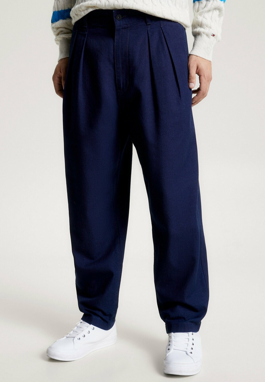 

Джинсы свободного кроя PLEATED Tommy Hilfiger, синий