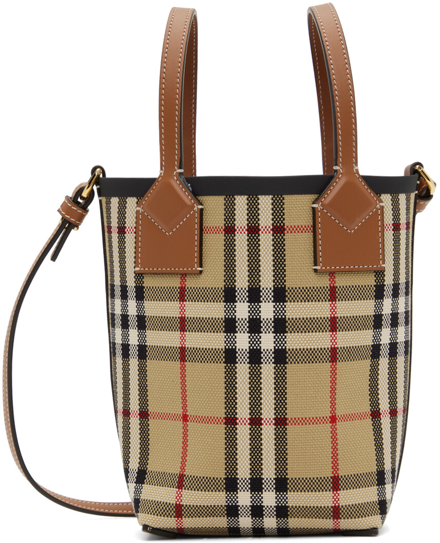 

Бежевая большая сумка Mini London Burberry