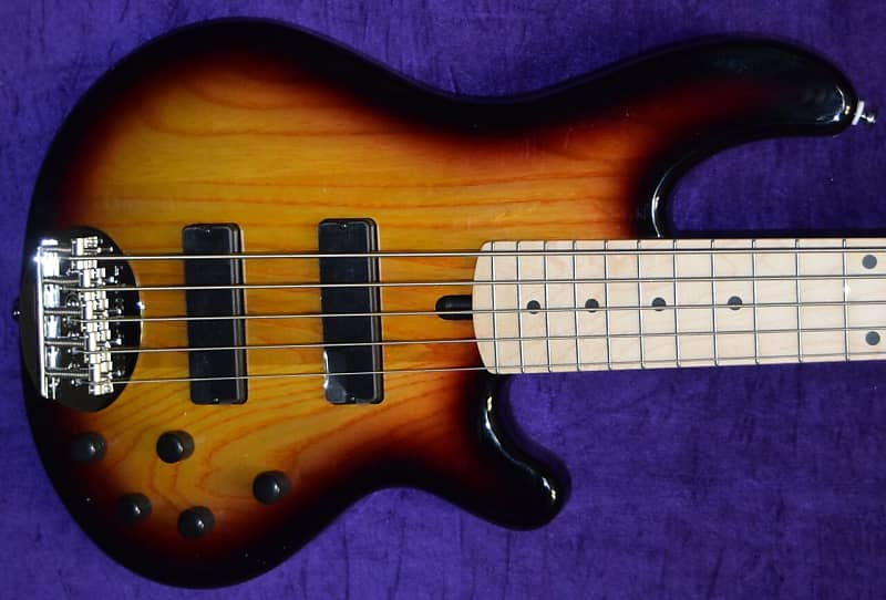 Басс гитара Lakland Skyline 55-01, 3-Tone Sunburst / Maple цена и фото