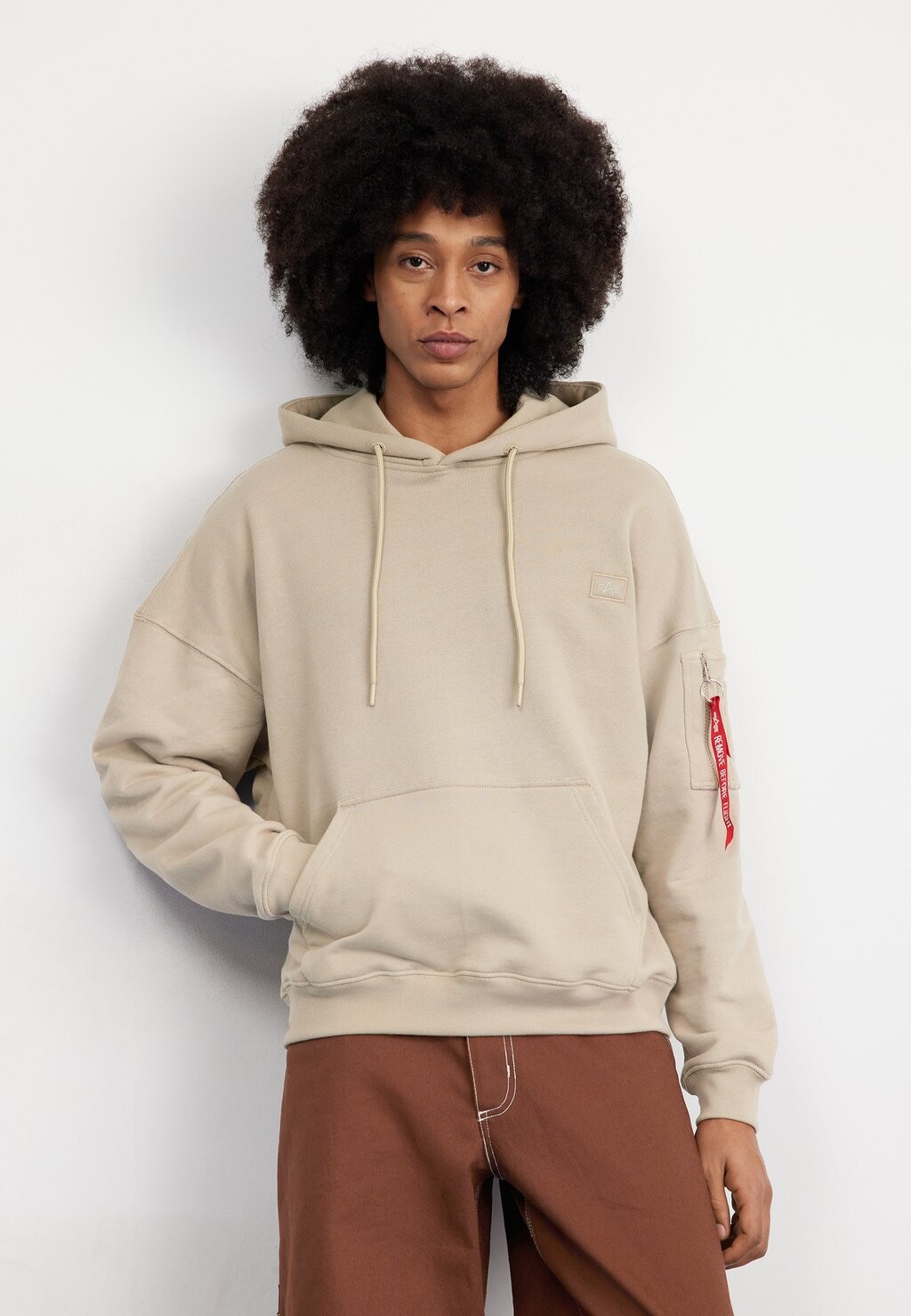 

Толстовка ESSENTIALS Alpha Industries, песок, Серый