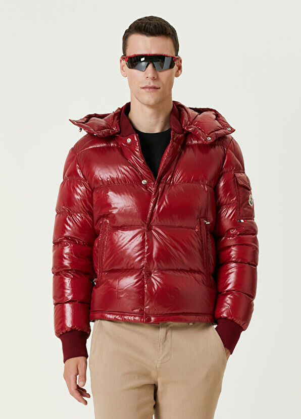 

Пуховик с капюшоном Moncler, красный