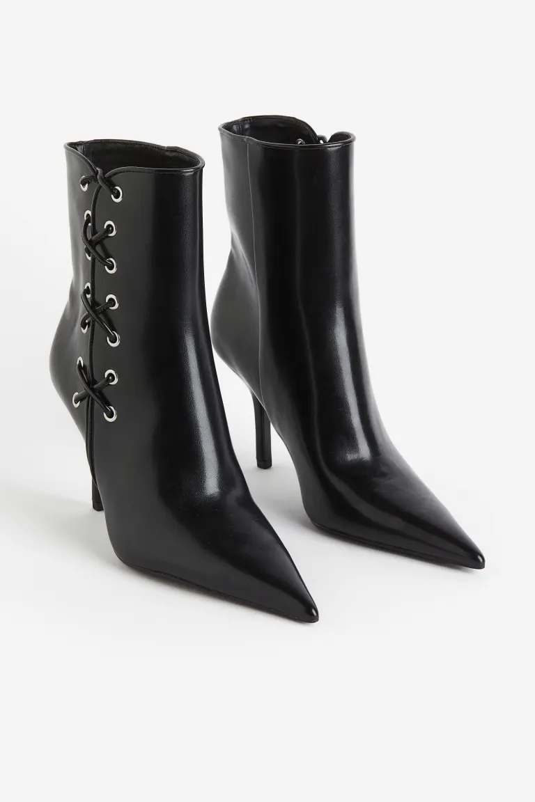 Ботинки на каблуке со шнурками H&M, черный