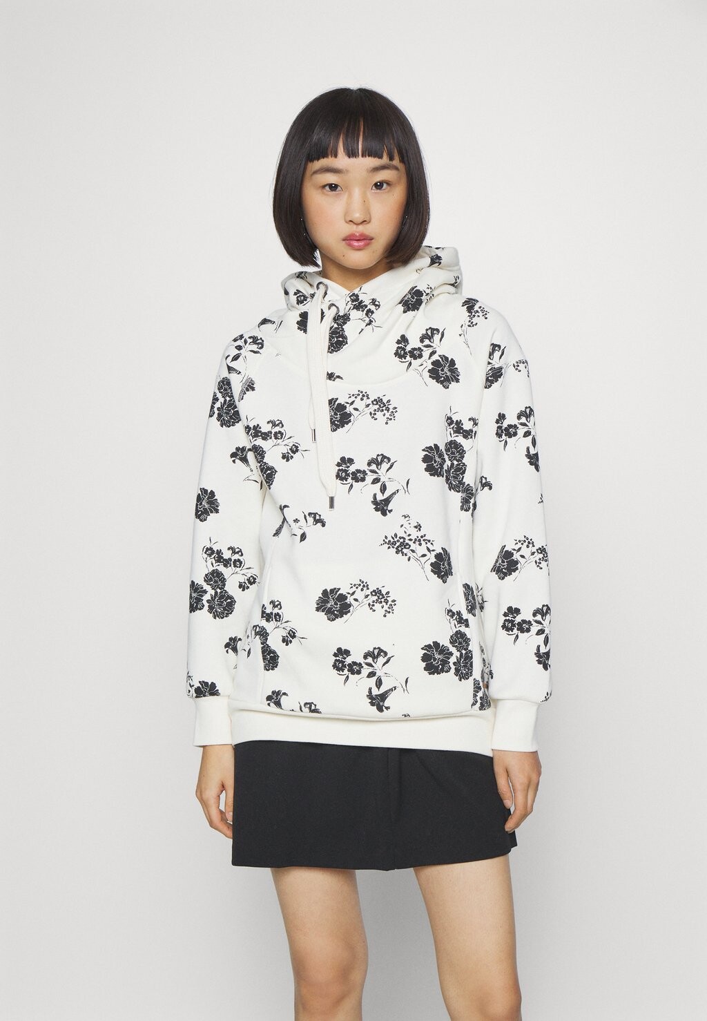 

Толстовка ONLJALENE HOOD ONLY Petite, цвет antique white