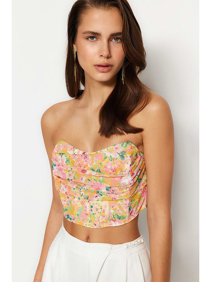 

Топ trendyol, цвет apricot/rosa