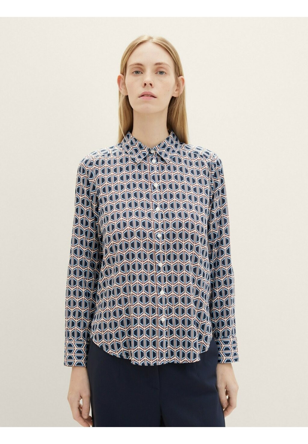 

Рубашка TOM TAILOR MIT PRINT, цвет blue brown geometrics print