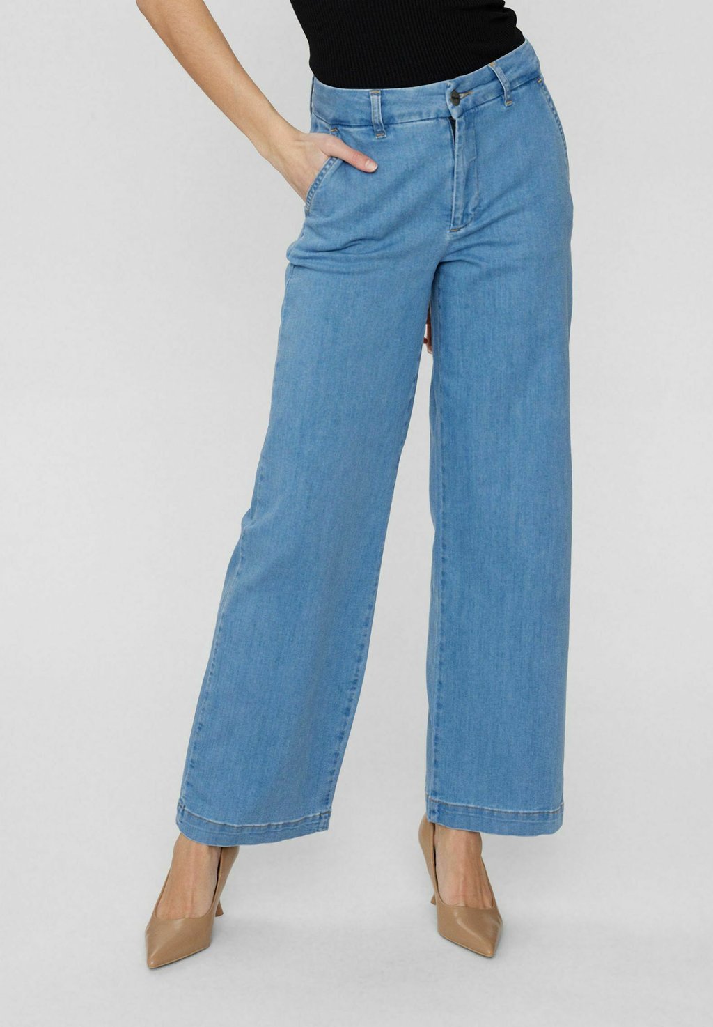 Расклешенные джинсы Nümph, светло-синий