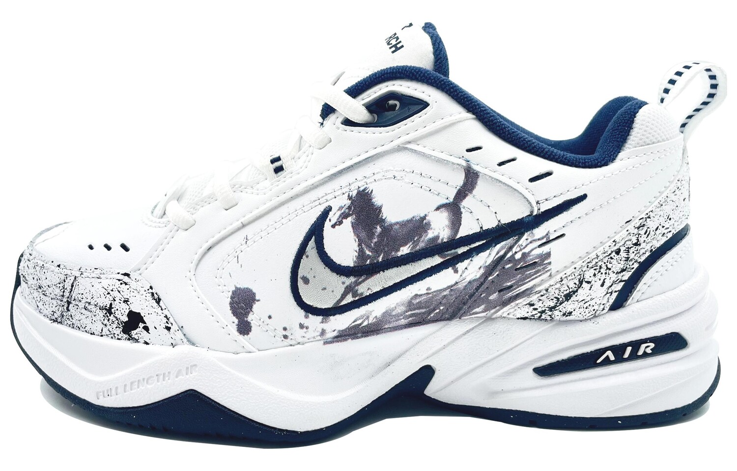 

Массивные кроссовки Nike Air Monarch 4 унисекс, White
