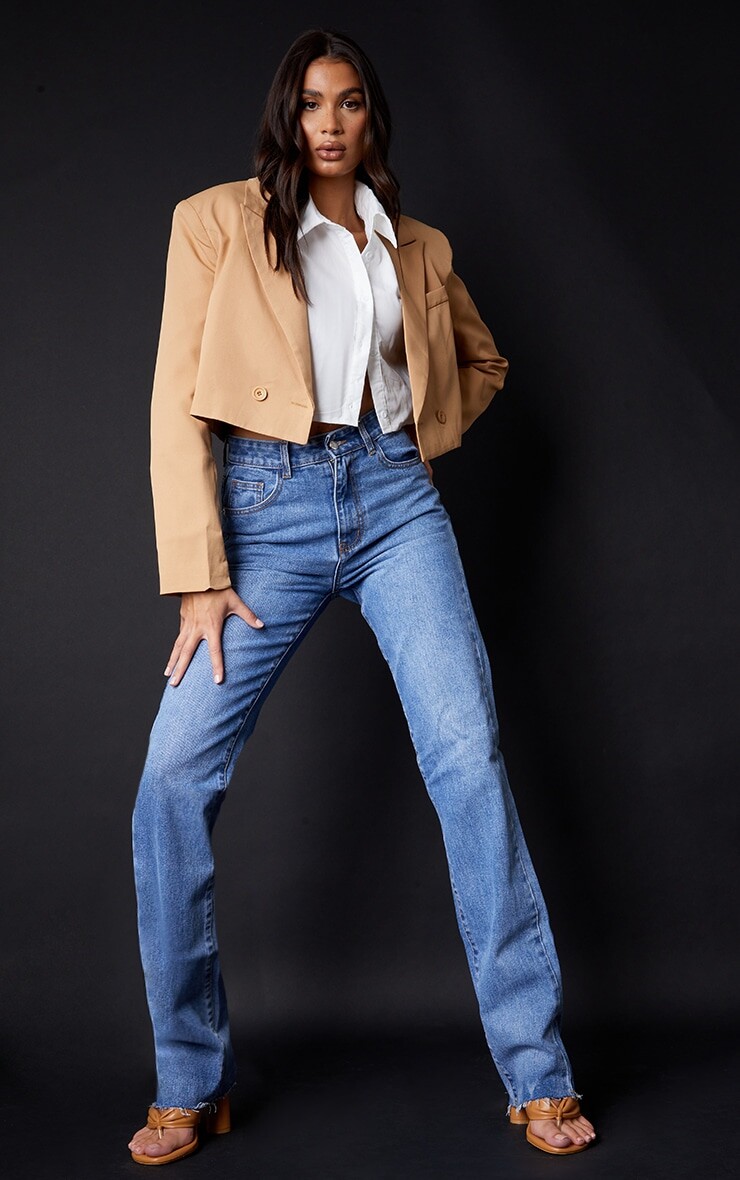 

PrettyLittleThing Высокие, средне-синие, прямые джинсы с длинными штанинами