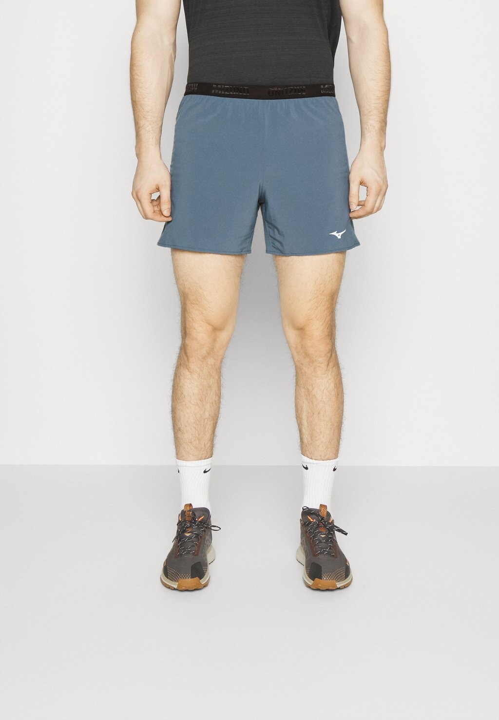 

Спортивные шорты Mizuno