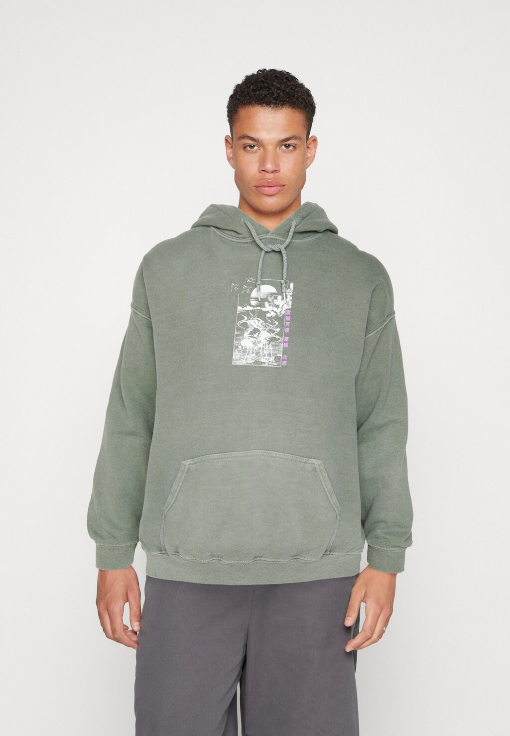 

Худи BDG Urban Outfitters
