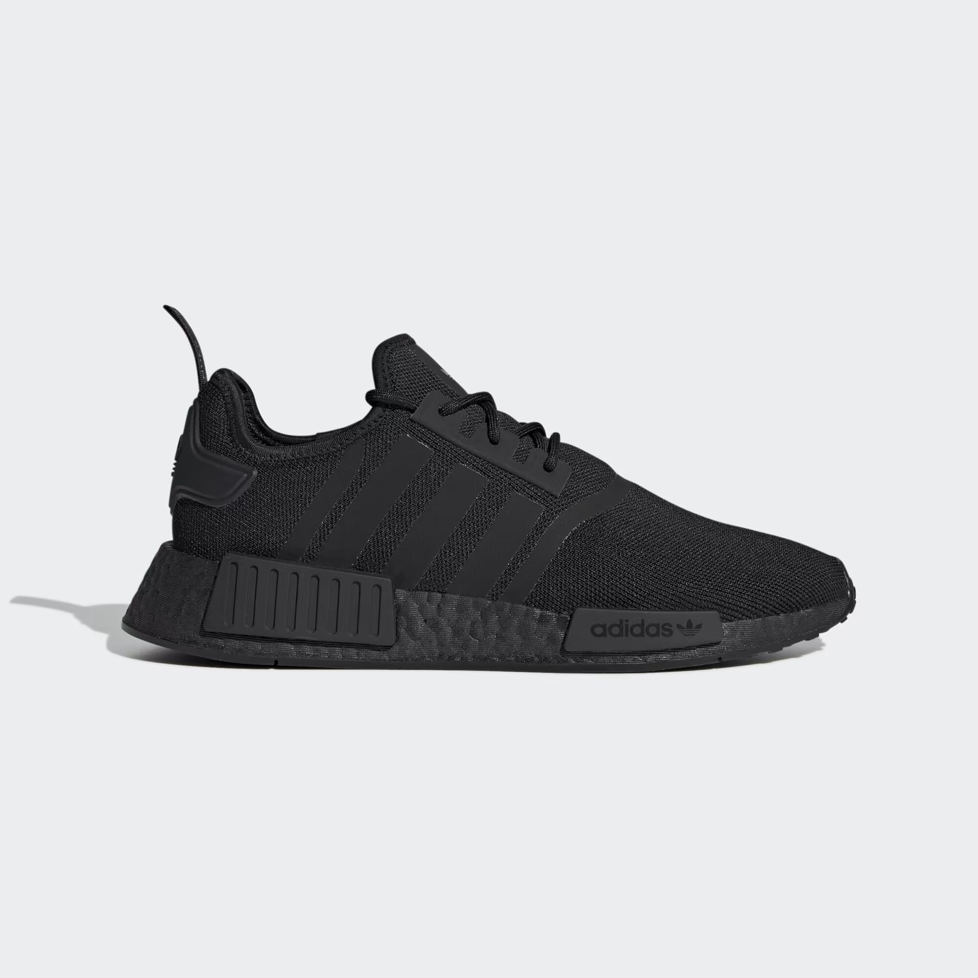 

Кроссовки NMD_R1 Adidas, цвет Core Black/Core Black/Core Black