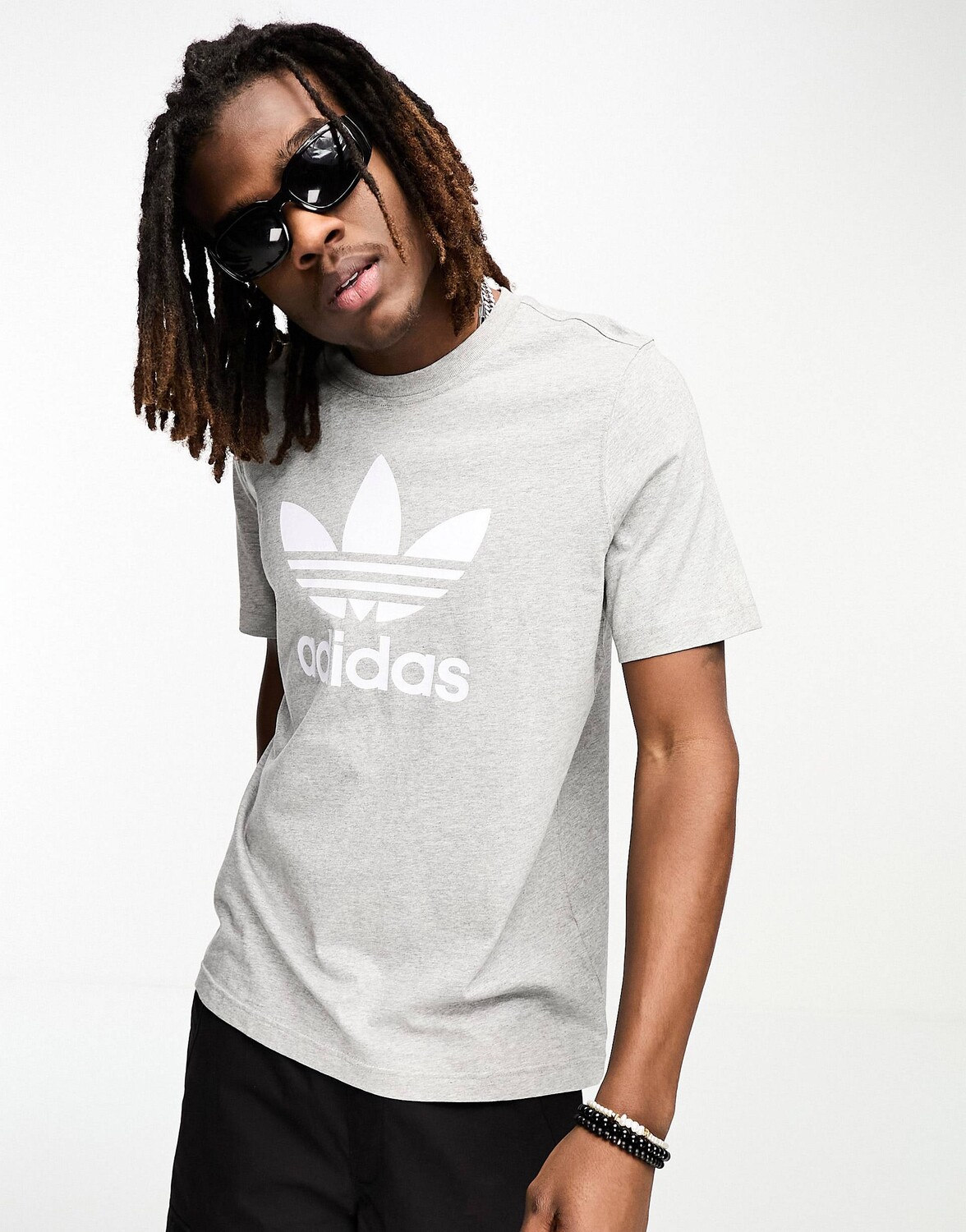 

Серая футболка adidas Originals adicolor, Серый