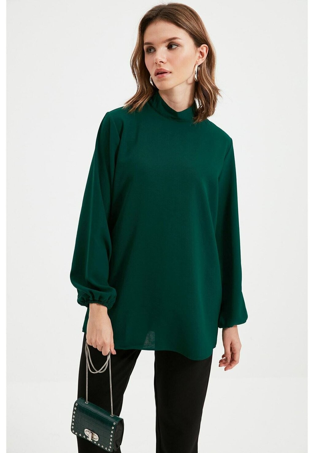 

Блузка Trendyol Modest, зеленый