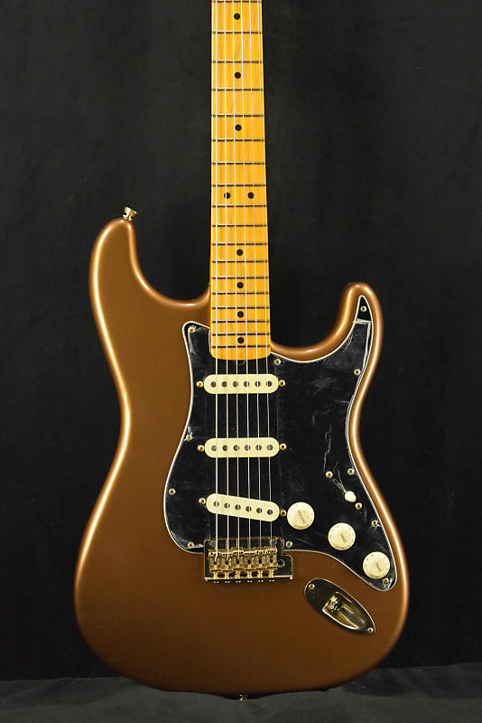 Электрогитара Fender Bruno Mars Stratocaster Mars Mocha Maple Fingerboard электрогитара fender bruno mars stratocaster maple fingerboard mars mocha