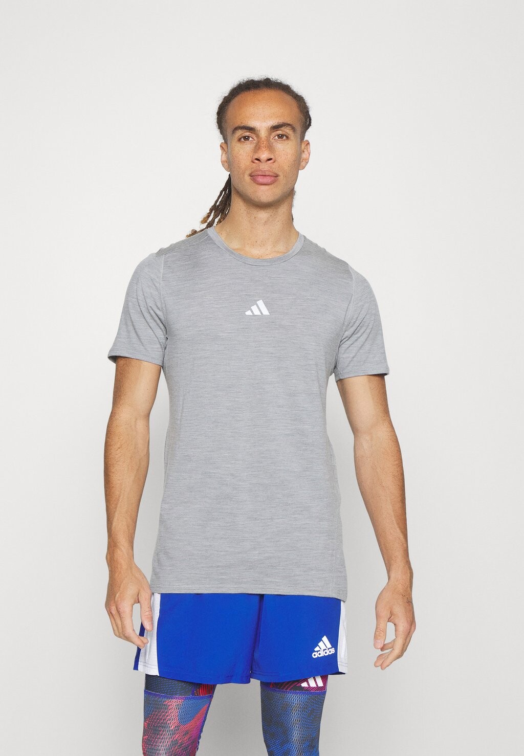 

Базовая футболка Ult Cte Merinot Adidas, цвет light grey heather