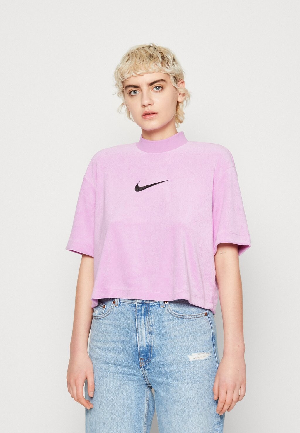 

Футболка с принтом Nike