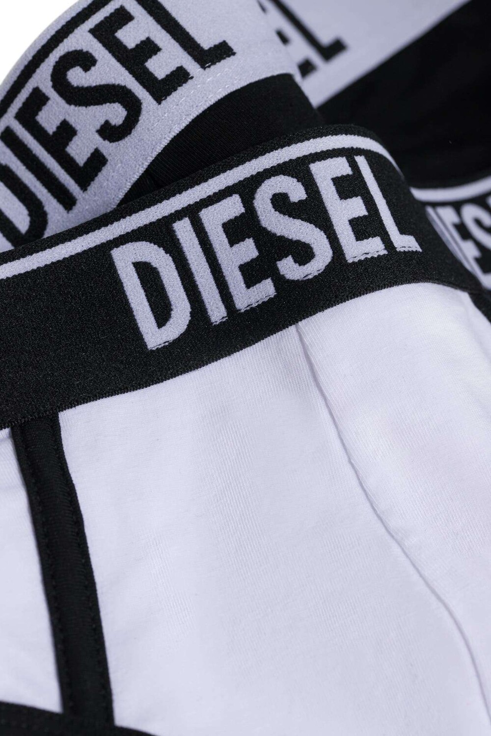 

Комплект из 2 разноцветных трусов. Diesel