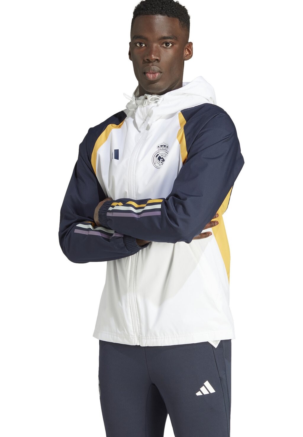 

Спортивная куртка Adidas