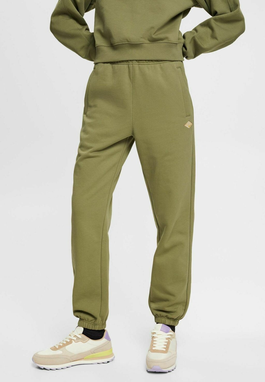 

Низ спортивного костюма Esprit, Серый