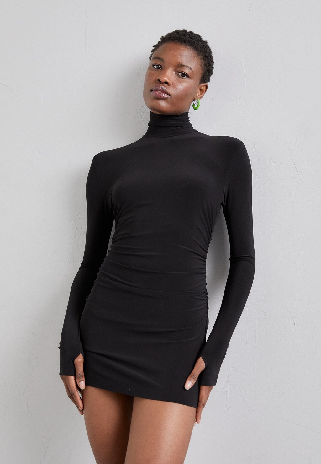 

Платье из джерси Long Sleeve Turtleneck Pickleball Dress Norma Kamali, черный