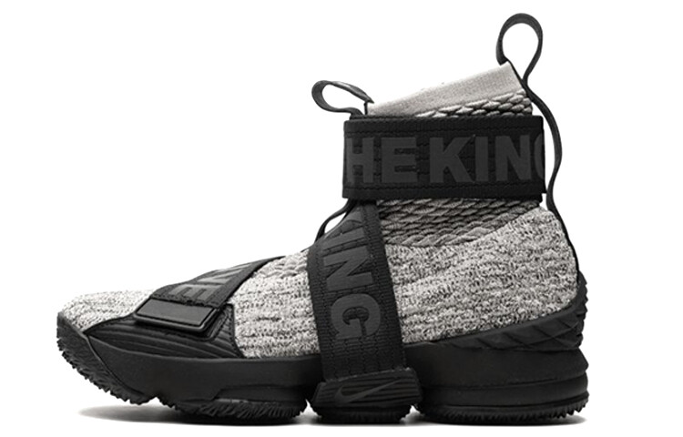 

LeBron 15 Lifestyle KITH Бетон