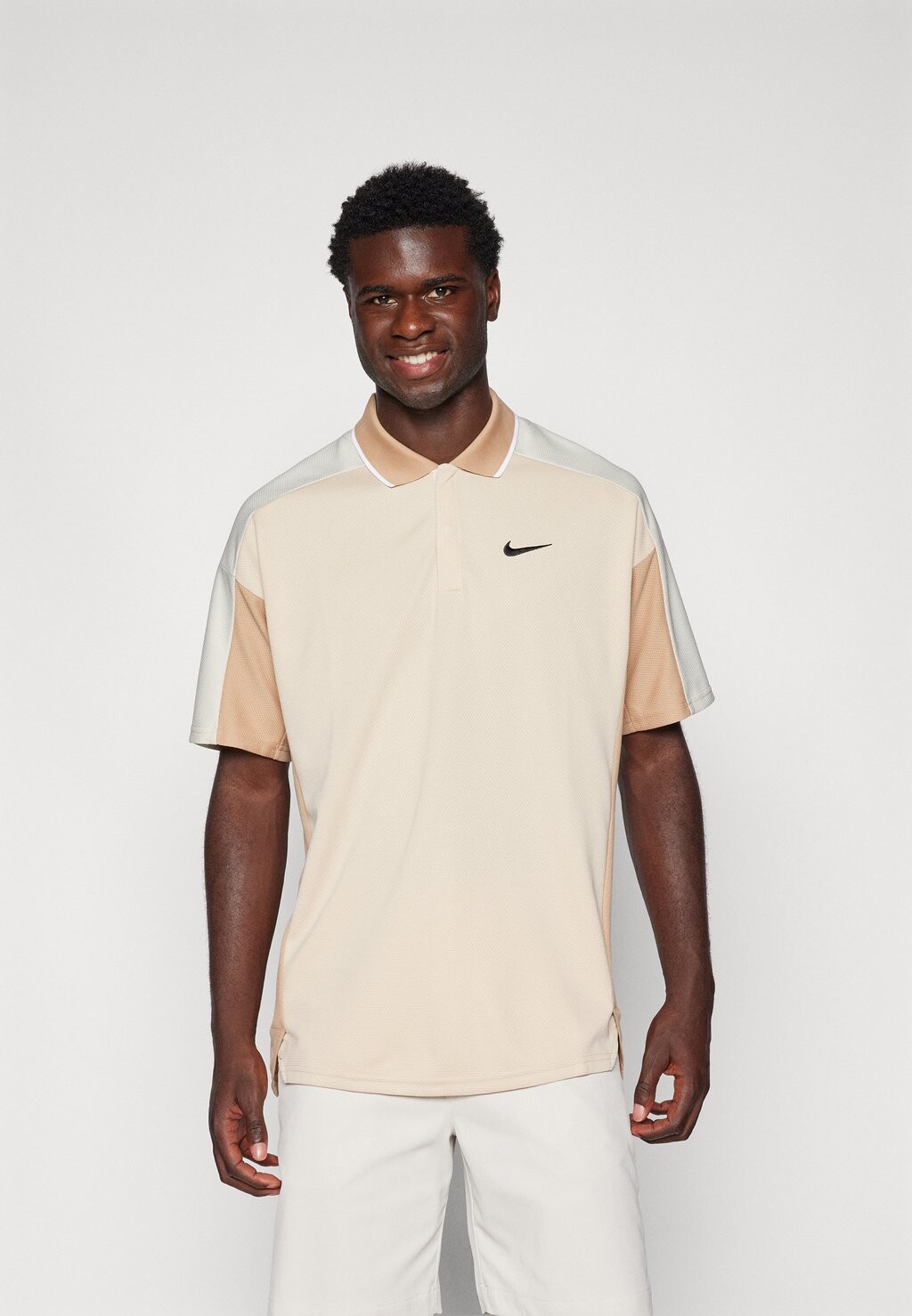 

Поло Nike, бежевый