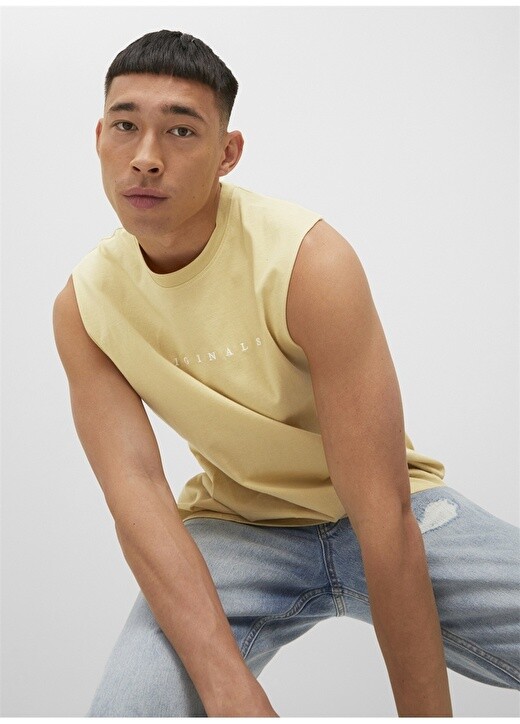 

Желтая мужская футболка стандартного кроя с круглым вырезом и принтом Jack & Jones, Желтый