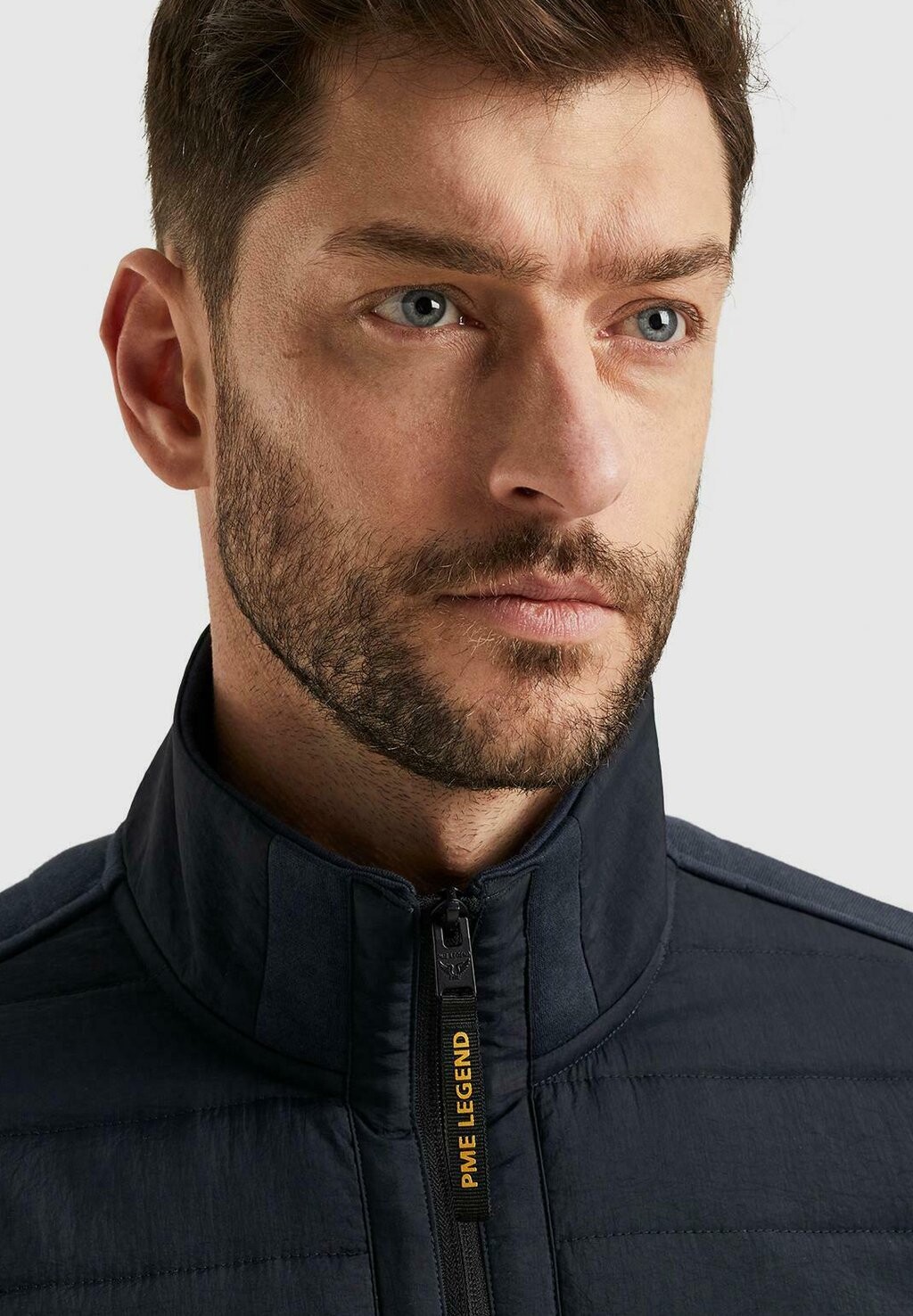 

Переходная куртка Hybrid Aus Einer Materialmischung PME Legend, салют