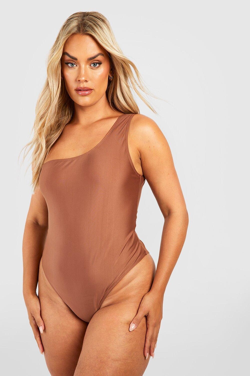 

Купальник плюс на одно плечо boohoo, коричневый