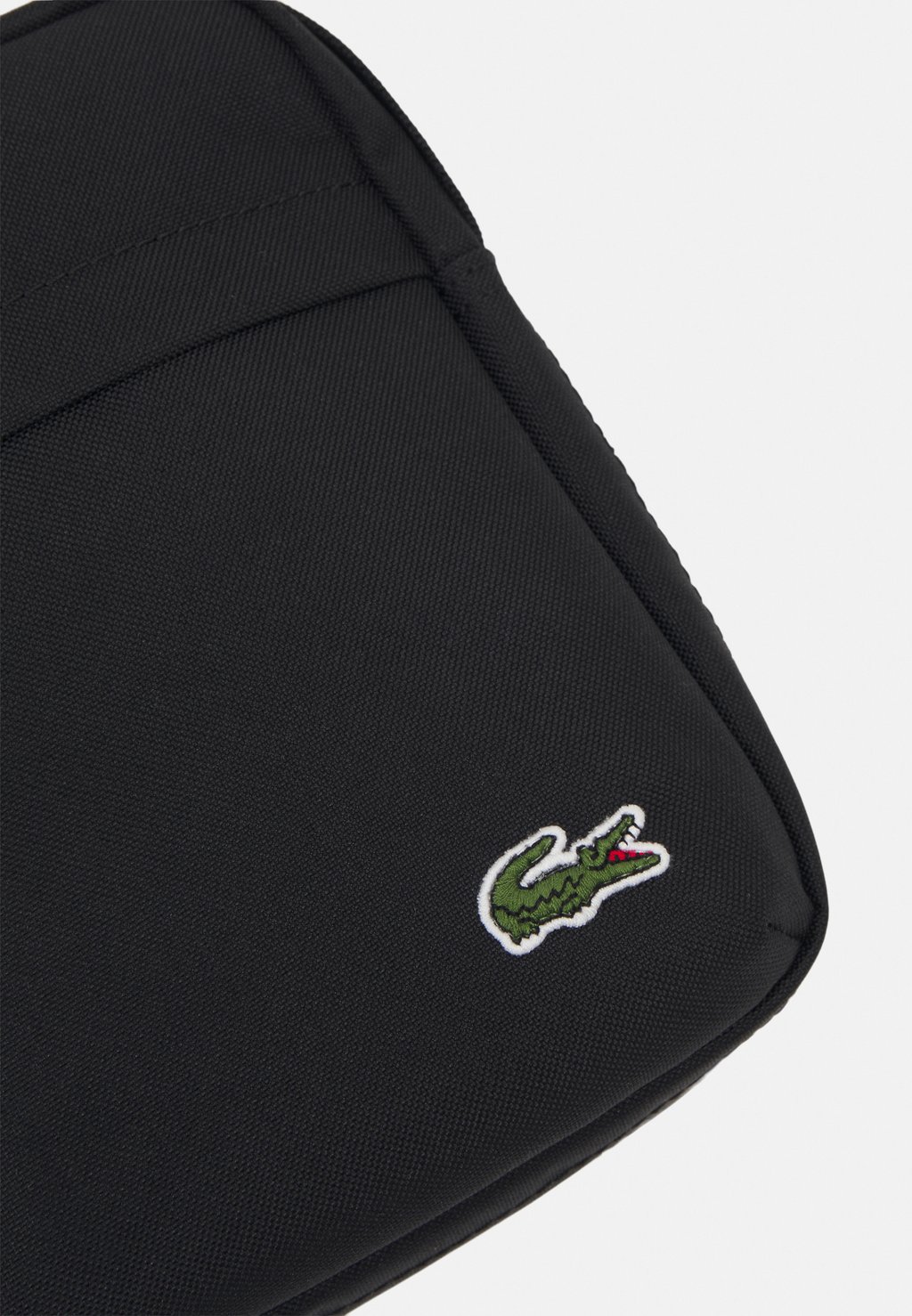 Сумка Lacoste, черный – купить из-за границы через сервис «CDEK.Shopping»