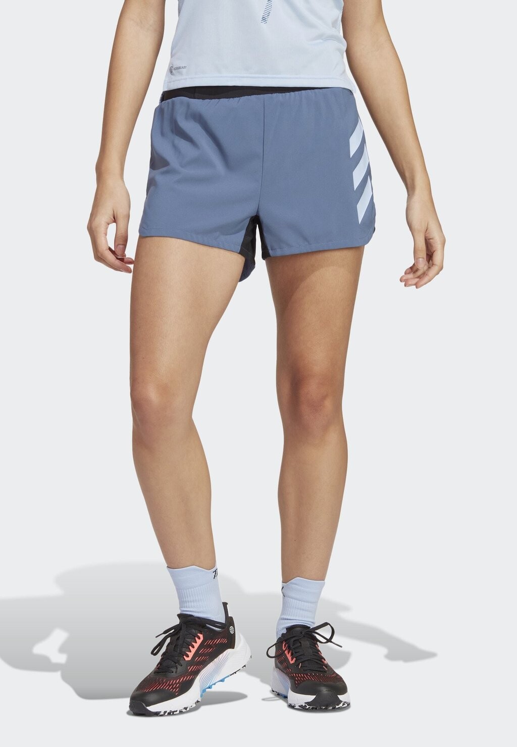 

Спортивные шорты Adidas, синий