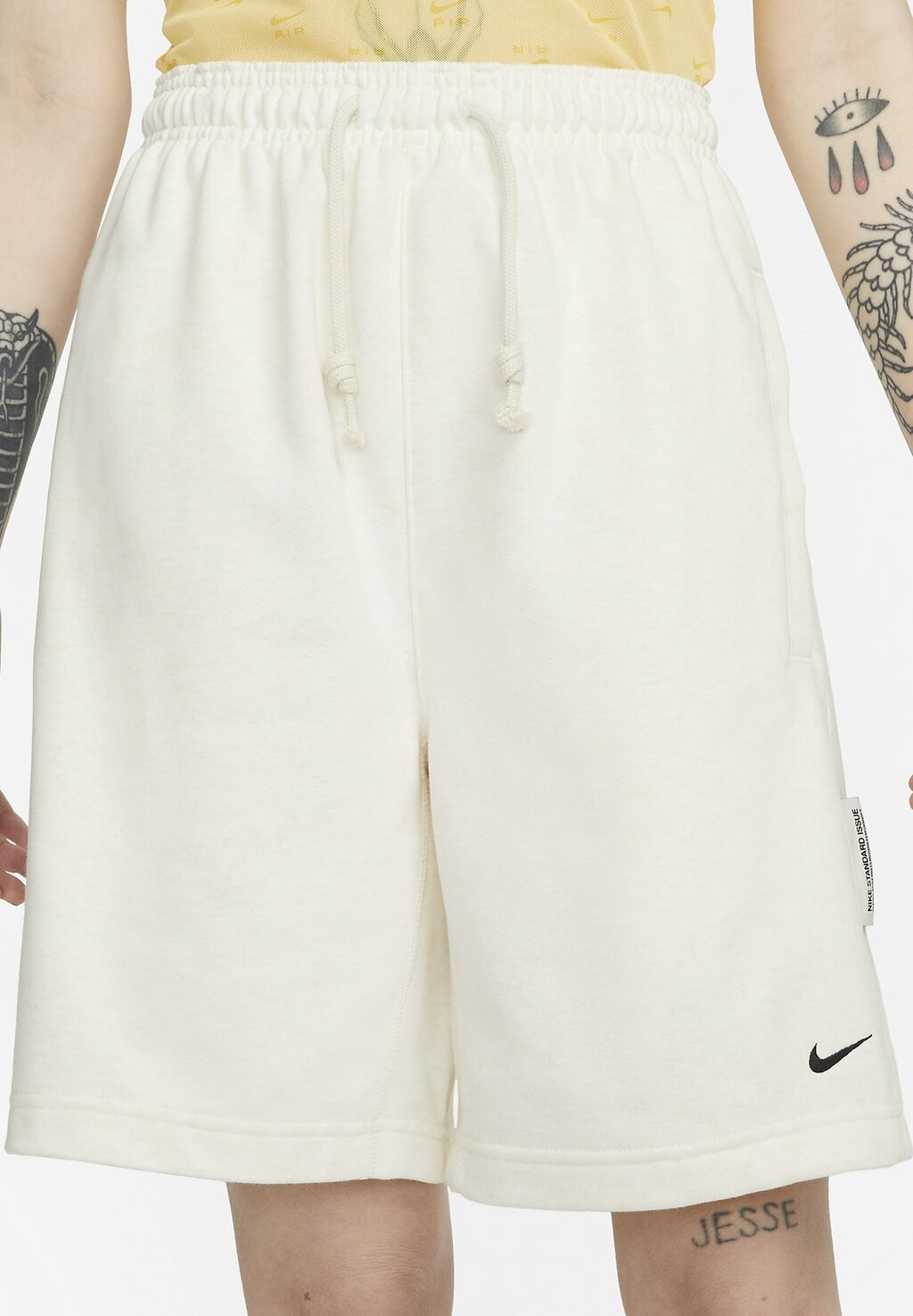 

Спортивные шорты Nike