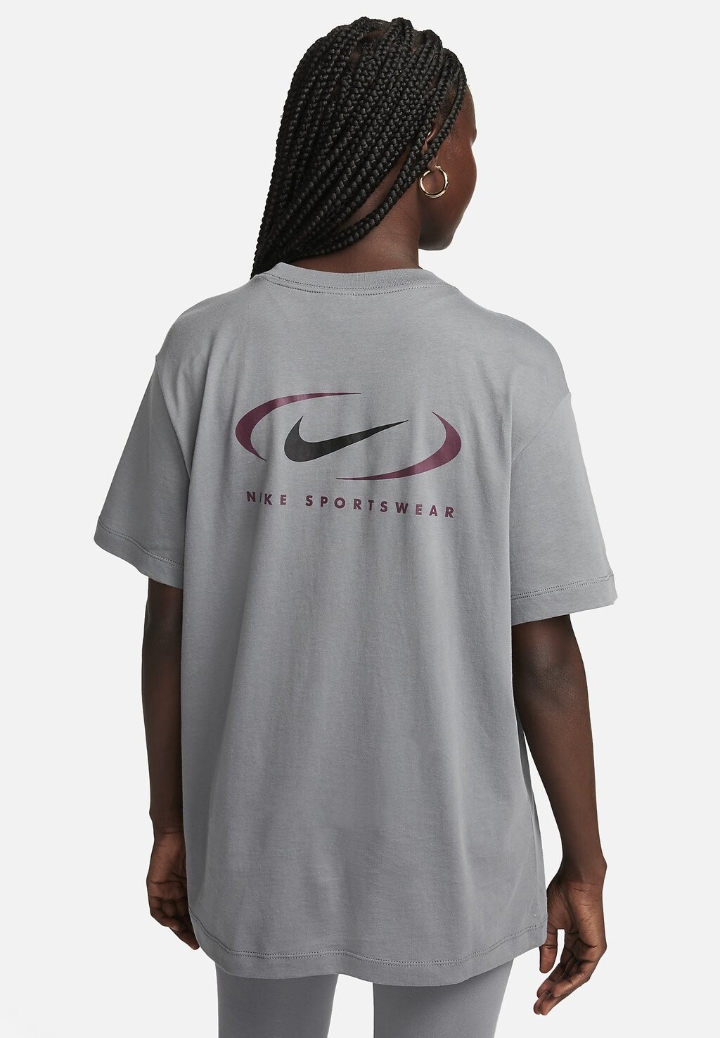 

Футболка с принтом TEE BF PRNT SWSH Nike Sportswear, цвет smoke grey