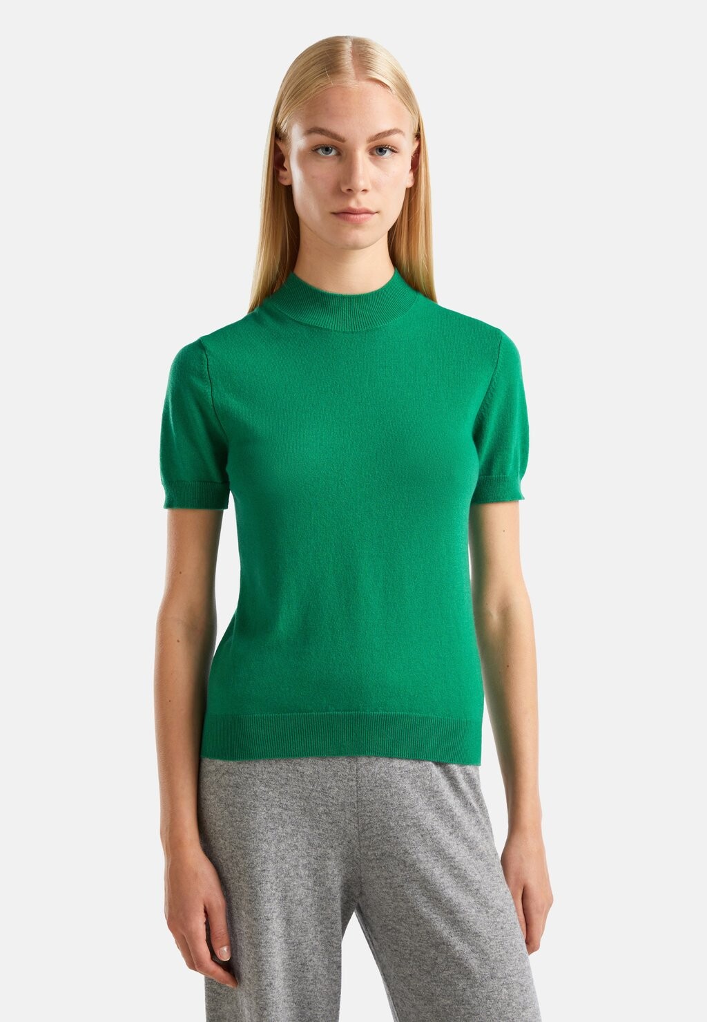

Базовая футболка United Colors of Benetton, зеленый