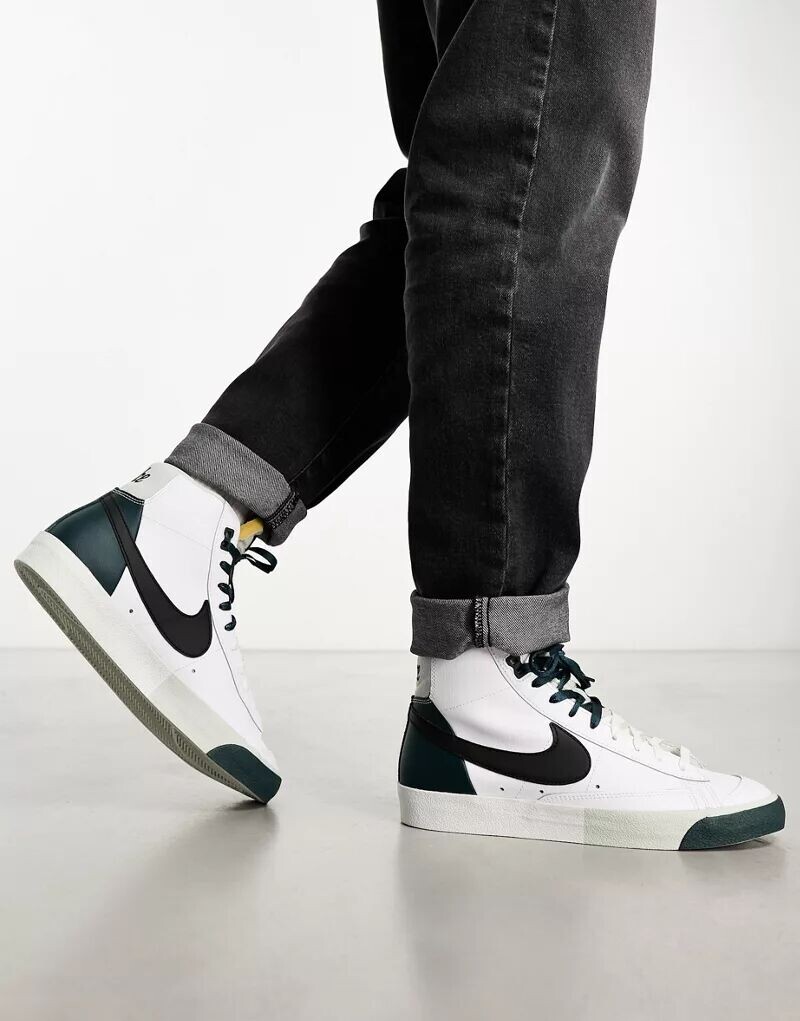 

Кроссовки Nike Blazer Mid Pro Club насыщенного зеленого и черного цвета
