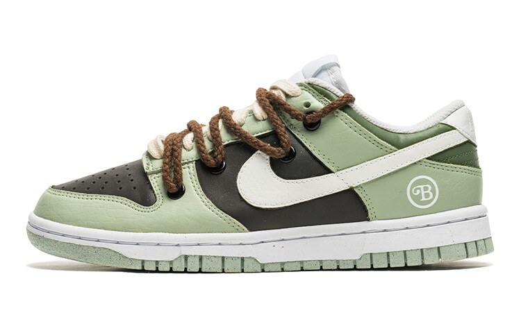 

Женские кроссовки для скейтбординга Nike Dunk