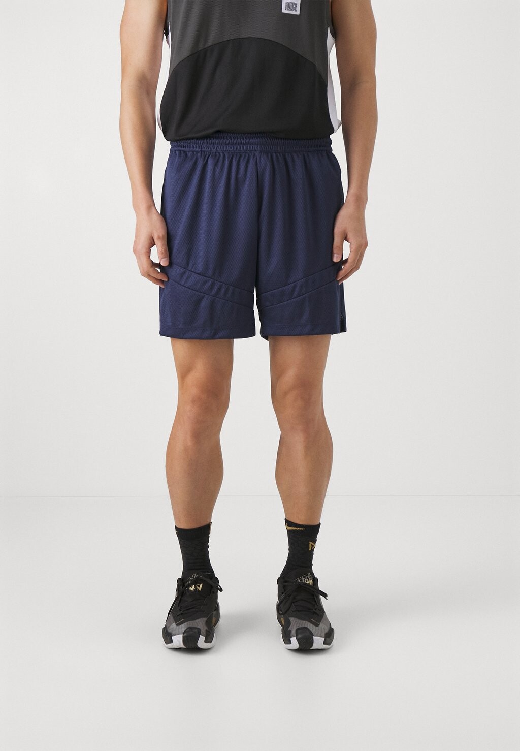 

Спортивные шорты Icon 6In Short Nike, цвет midnight navy/white