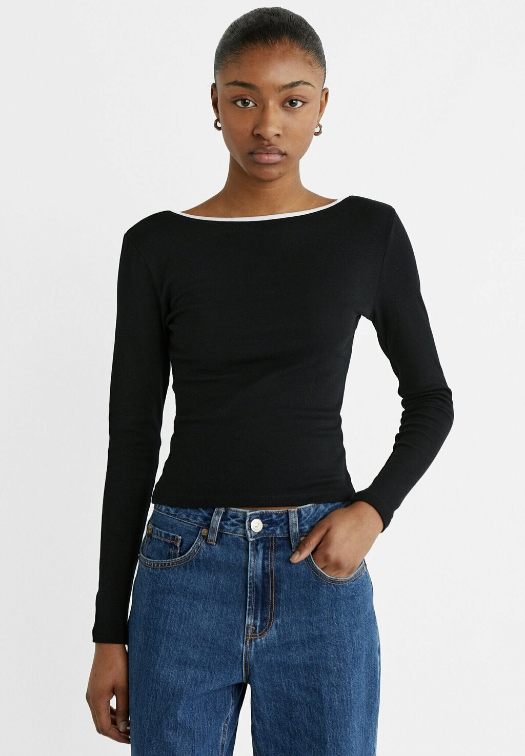 

Топ с длинными рукавами BALLERINA WITH PIPING Stradivarius, цвет black