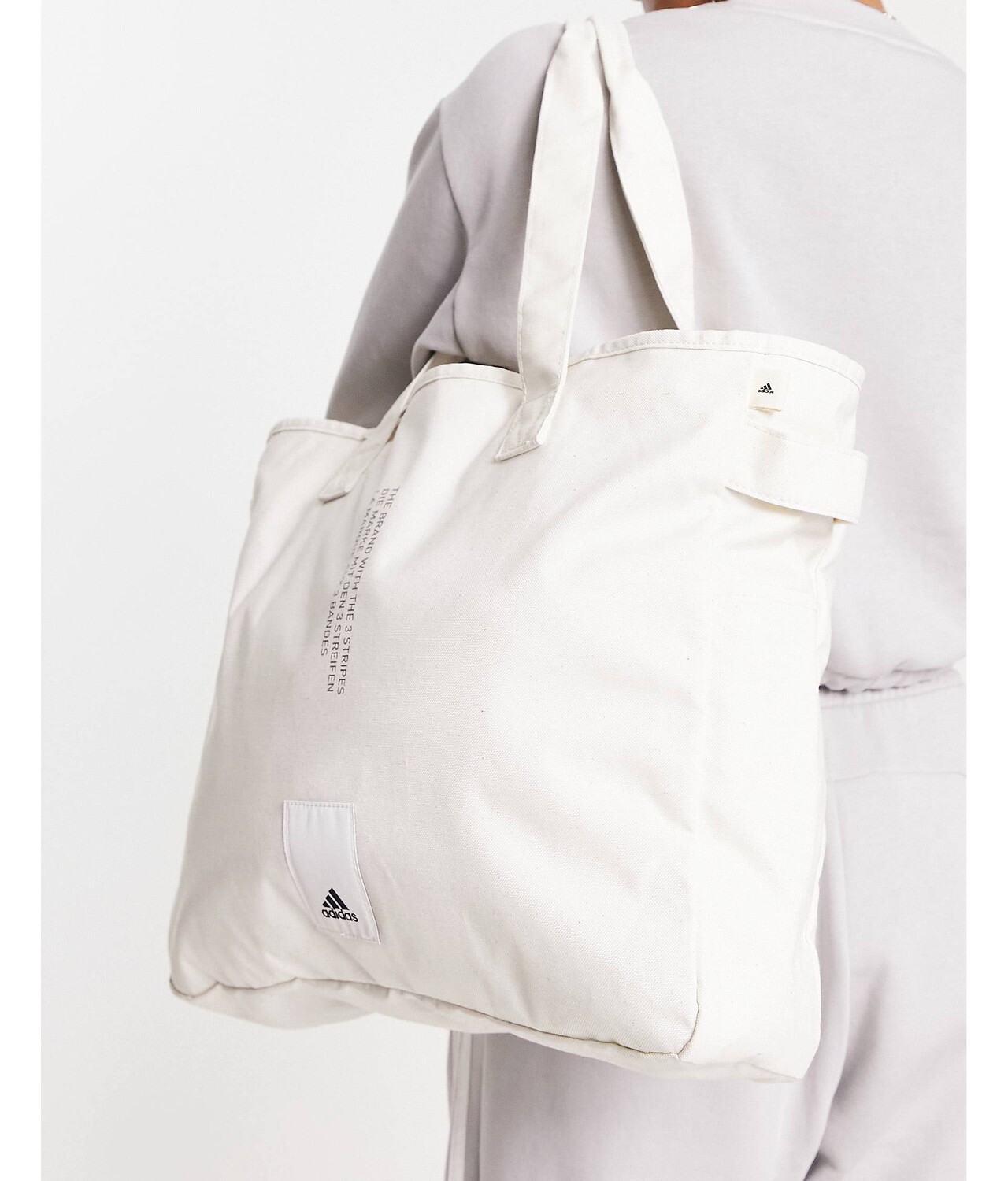 

Белая большая сумка с логотипом adidas Sports Style adidas Originals