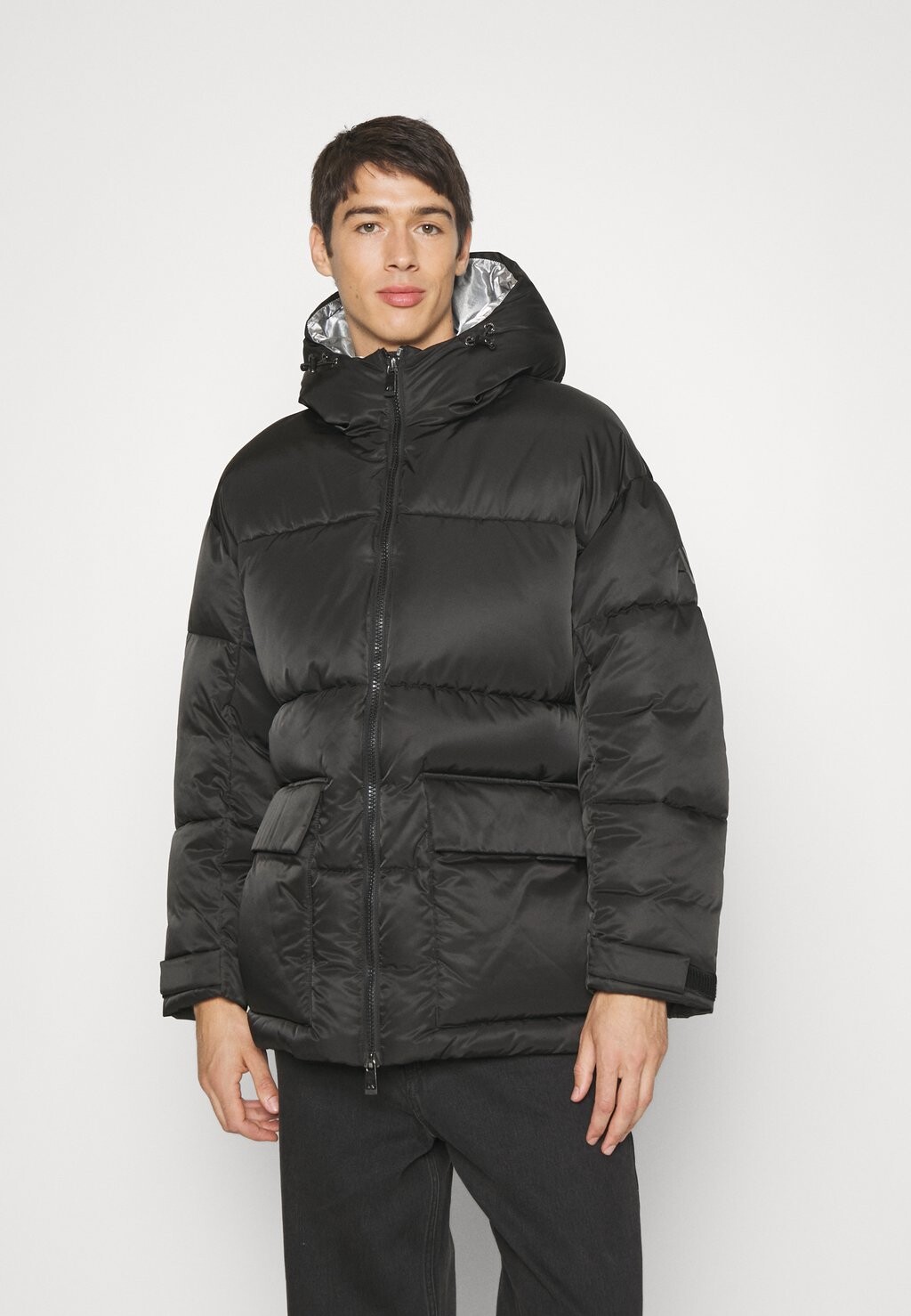 

Куртка Armani Exchange ПАЛЬТО-КАБАН, черный