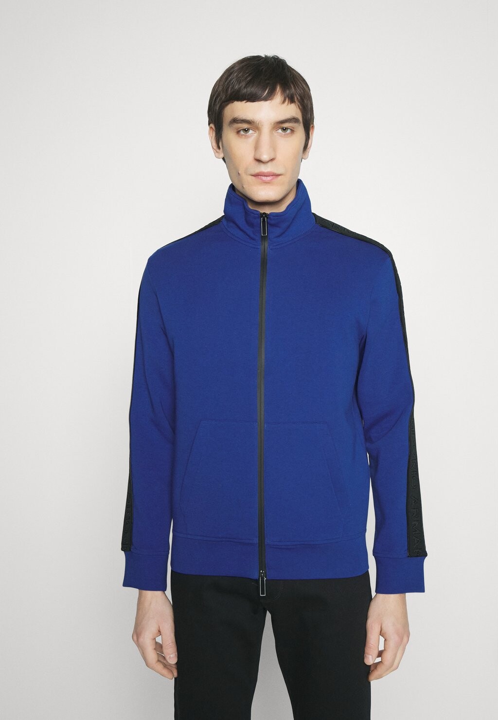 

Толстовка на молнии Emporio Armani, синий