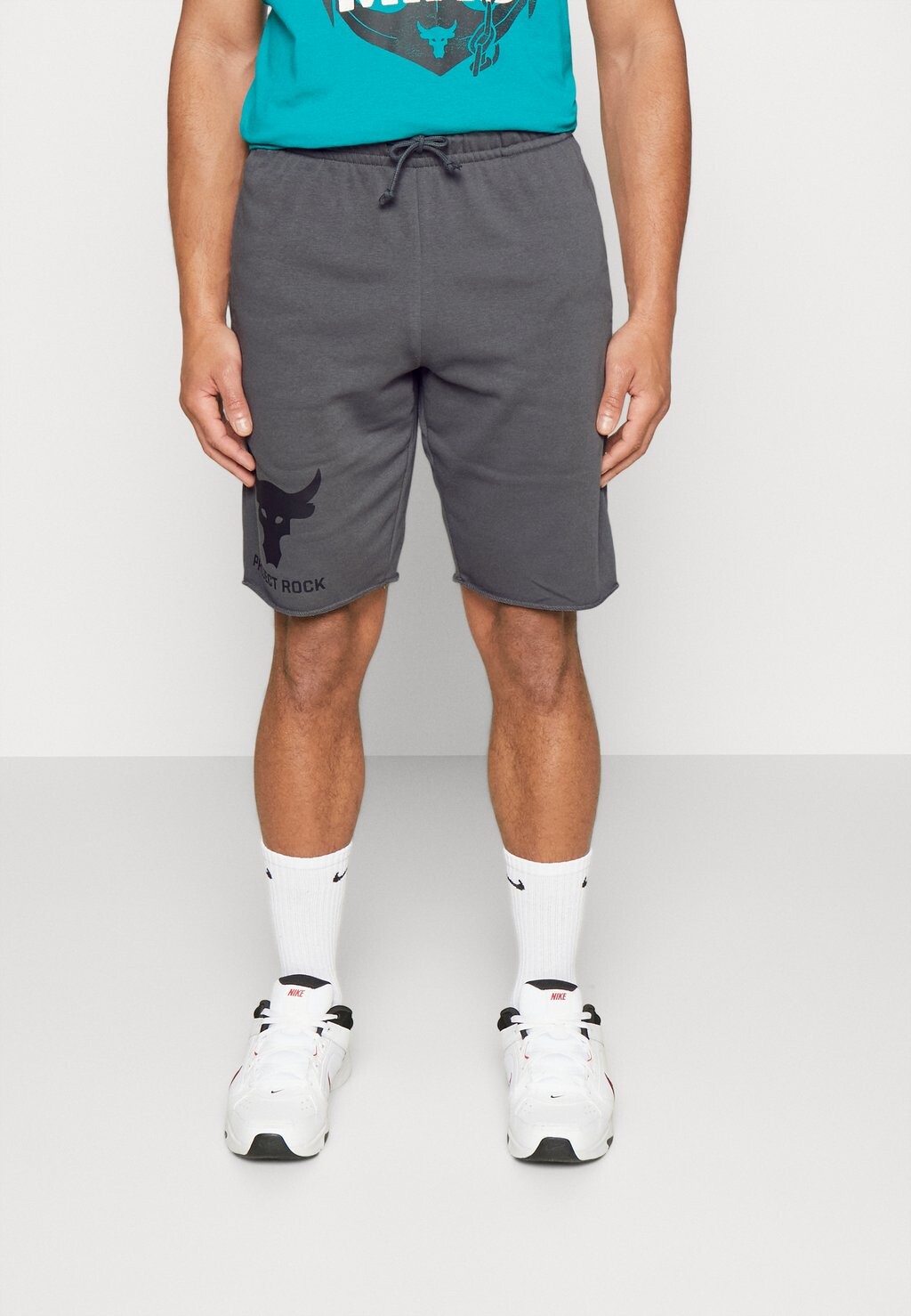 

Спортивные шорты Under Armour